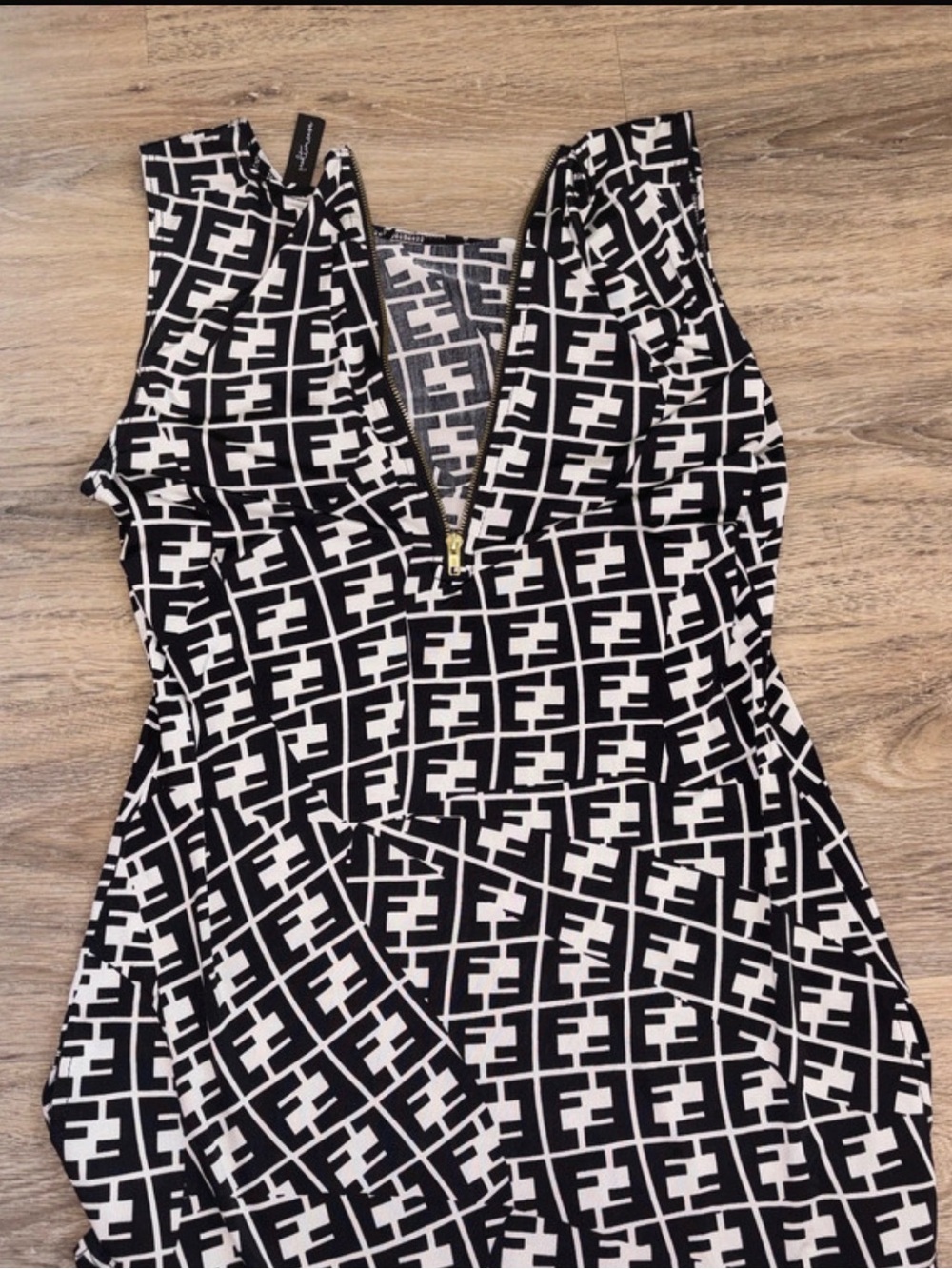 Monochrome Logo-Print Top and Pants Set - Black & White - Picture 4 of 6